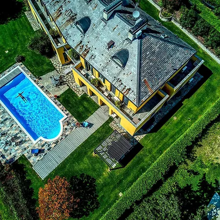 Montebello Homestay Lecco